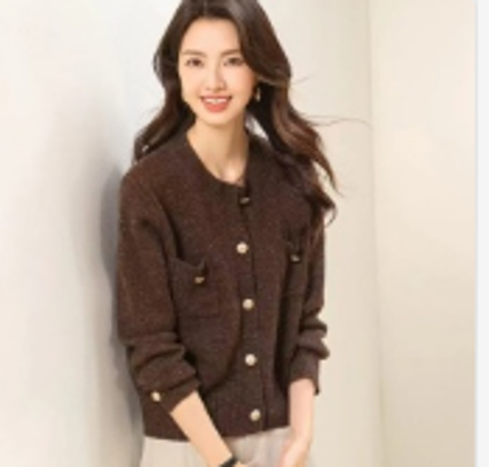 Women’s lightweight cotton cardigan sweater for spring